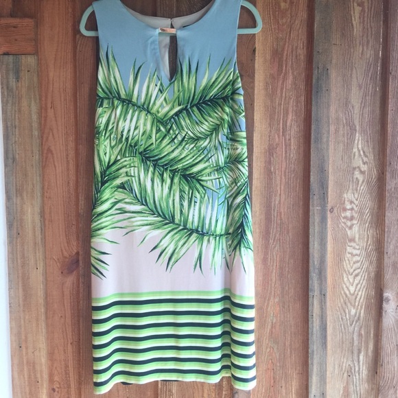 Signature by Sangria Dresses & Skirts - Sangria shift palm tree dress size 8 women’s EUC